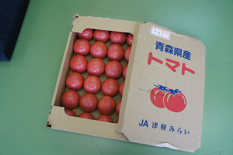ＪＡ津軽みらい産の「桃太郎８」。